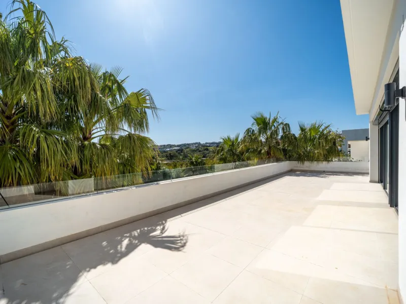 Key-Ready Luxury at La Cala Golf Resort