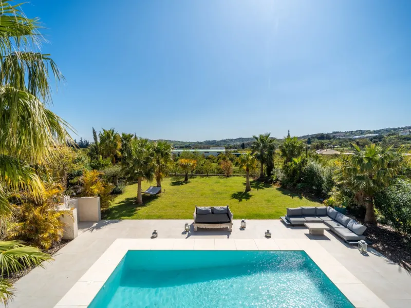 Key-Ready Luxury at La Cala Golf Resort
