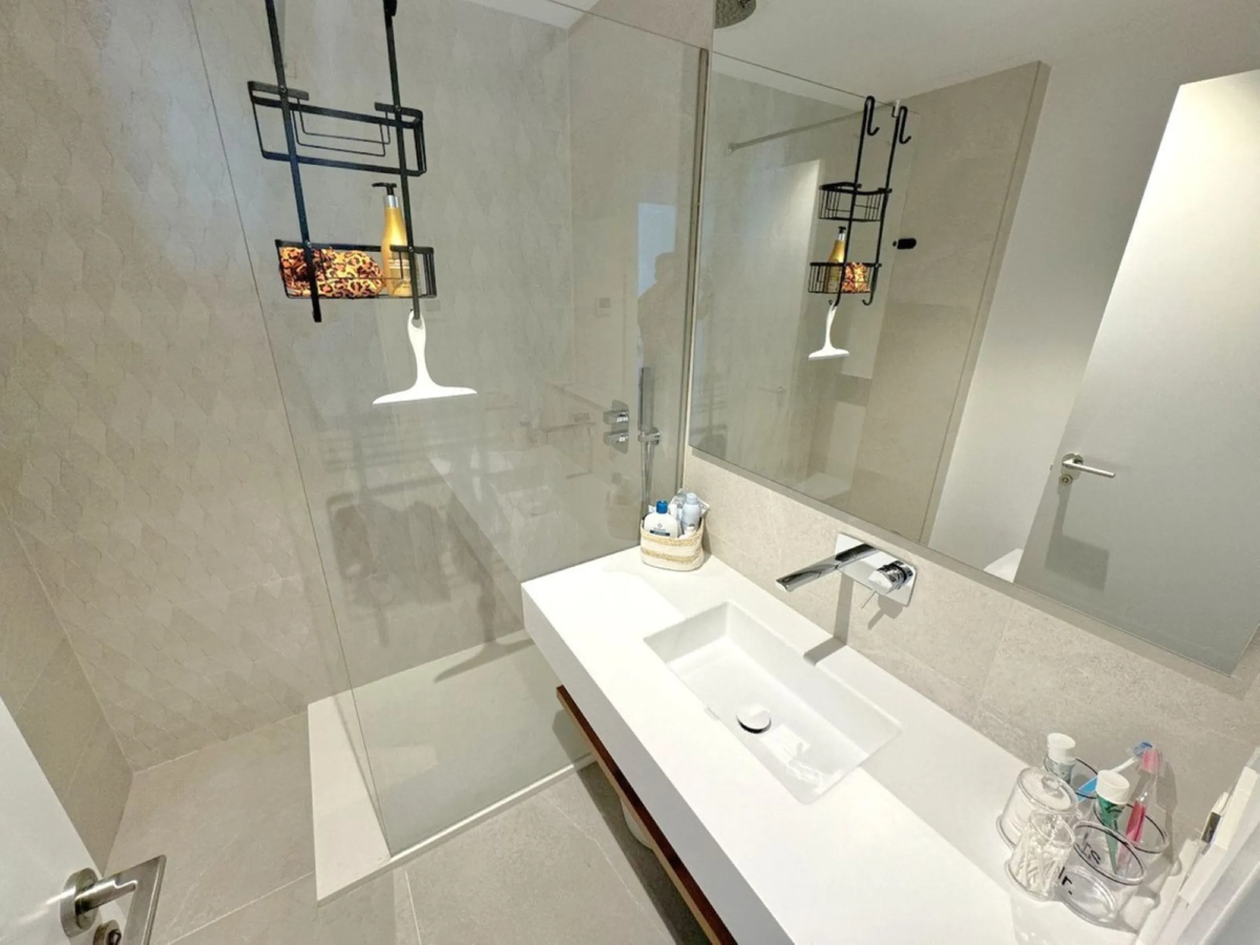 Elevated ground floor apartment in modern Urbanisation Artola Homes.