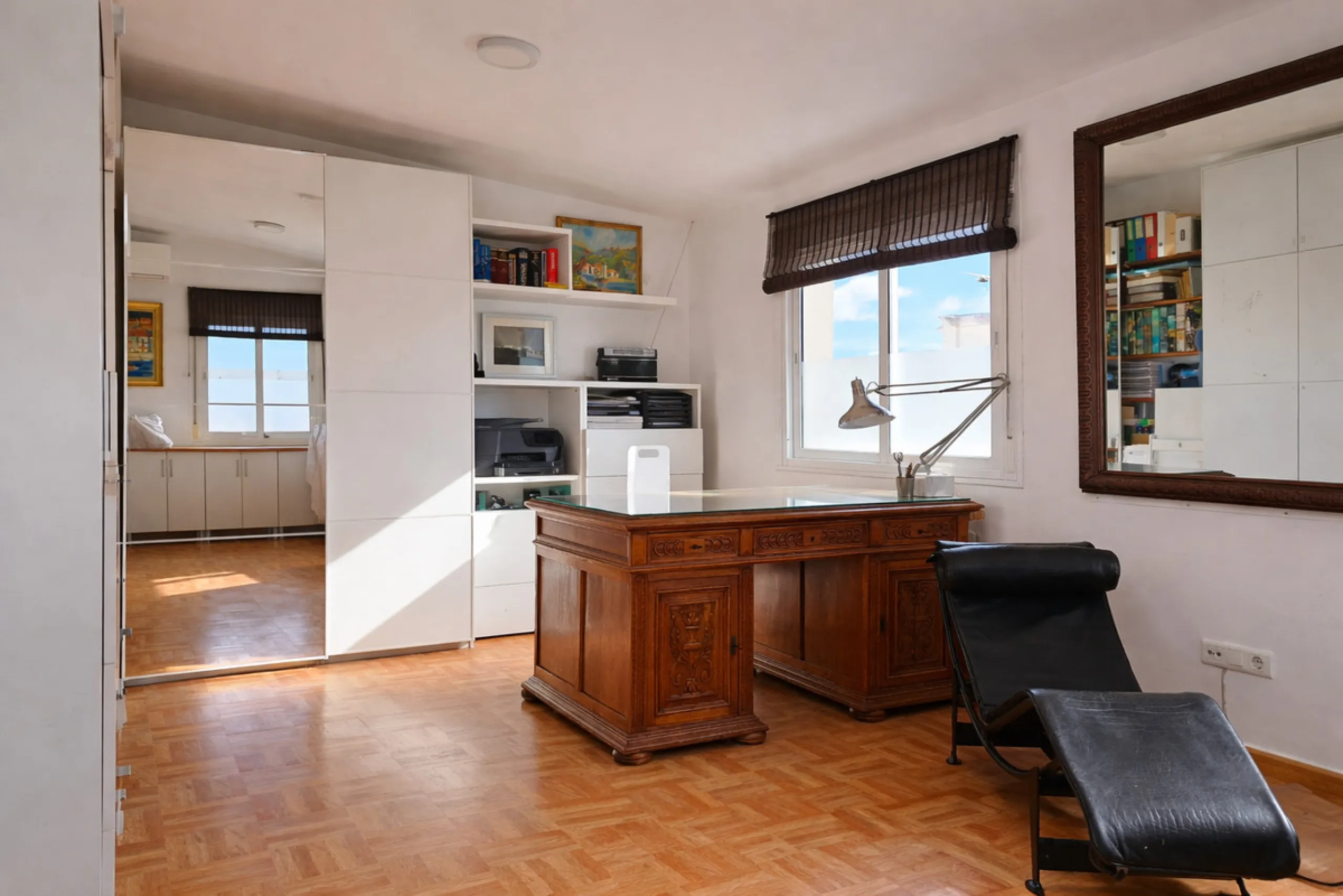 House - Semi-Detached House в продаже в Estepona, Málaga. В доме 4 спален и 3 ванных комнат. Площадь дома 200 м². Площадь участка 218 м²