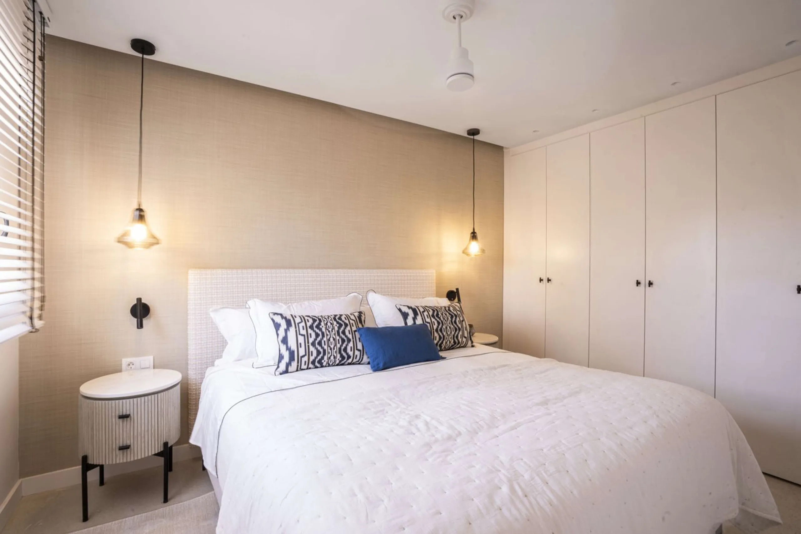House - Detached Villa в продаже в Málaga, Málaga. В доме 6 спален и 7 ванных комнат. Площадь дома 553 м². Площадь участка 4227 м²