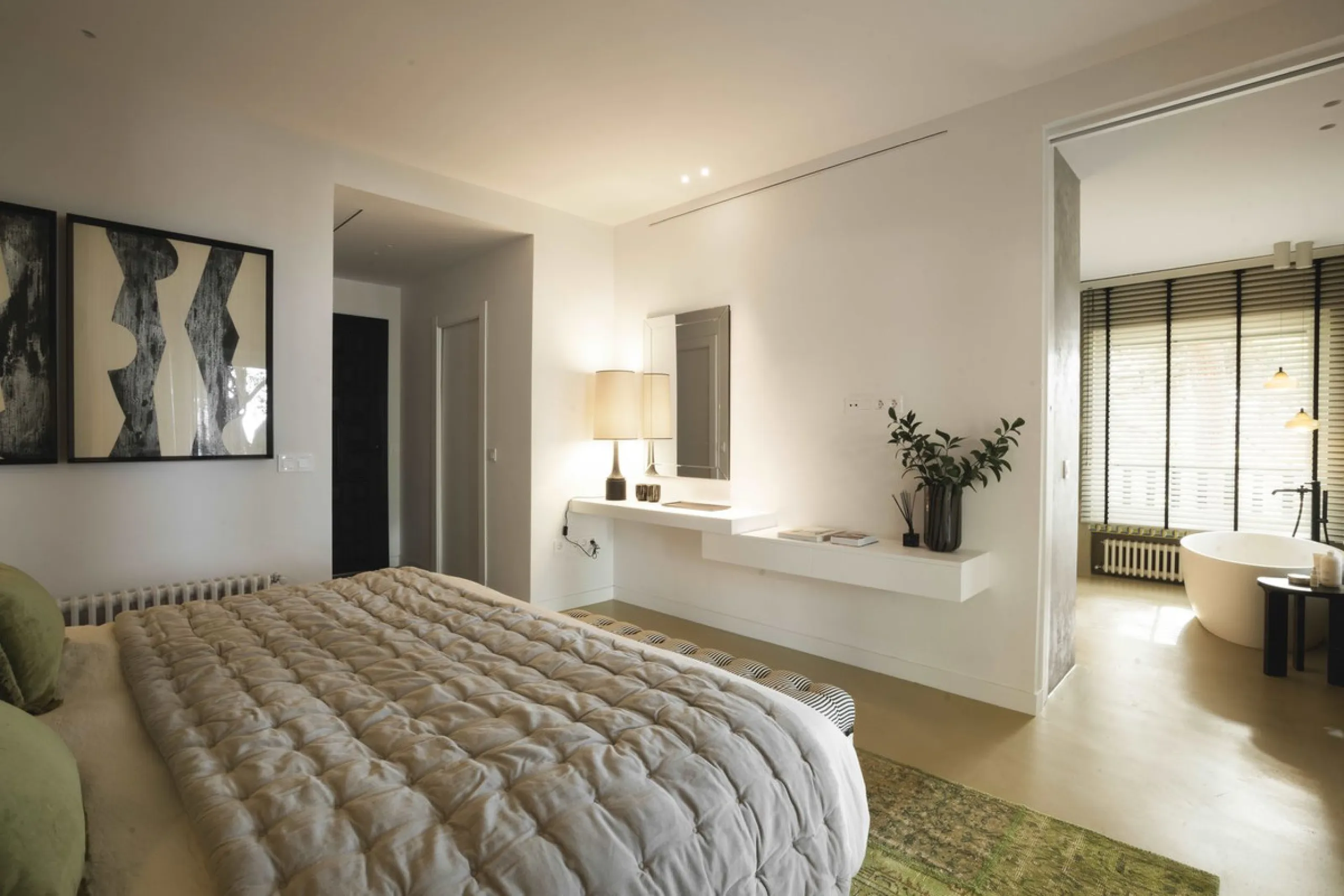 House - Detached Villa в продаже в Málaga, Málaga. В доме 6 спален и 7 ванных комнат. Площадь дома 553 м². Площадь участка 4227 м²