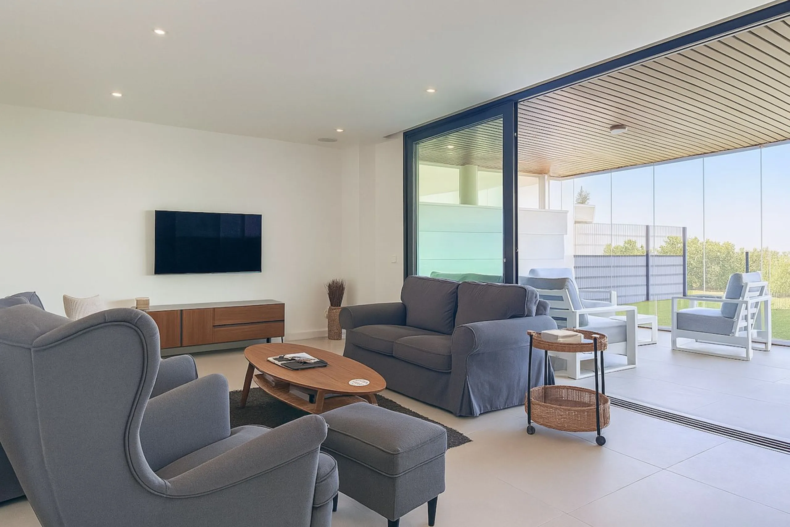 Experience a new lifestyle in Higueron West – luxury, comfort and activity all in one.