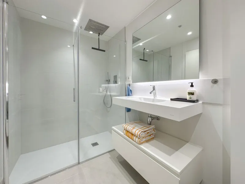 Experience a new lifestyle in Higueron West – luxury, comfort and activity all in one.