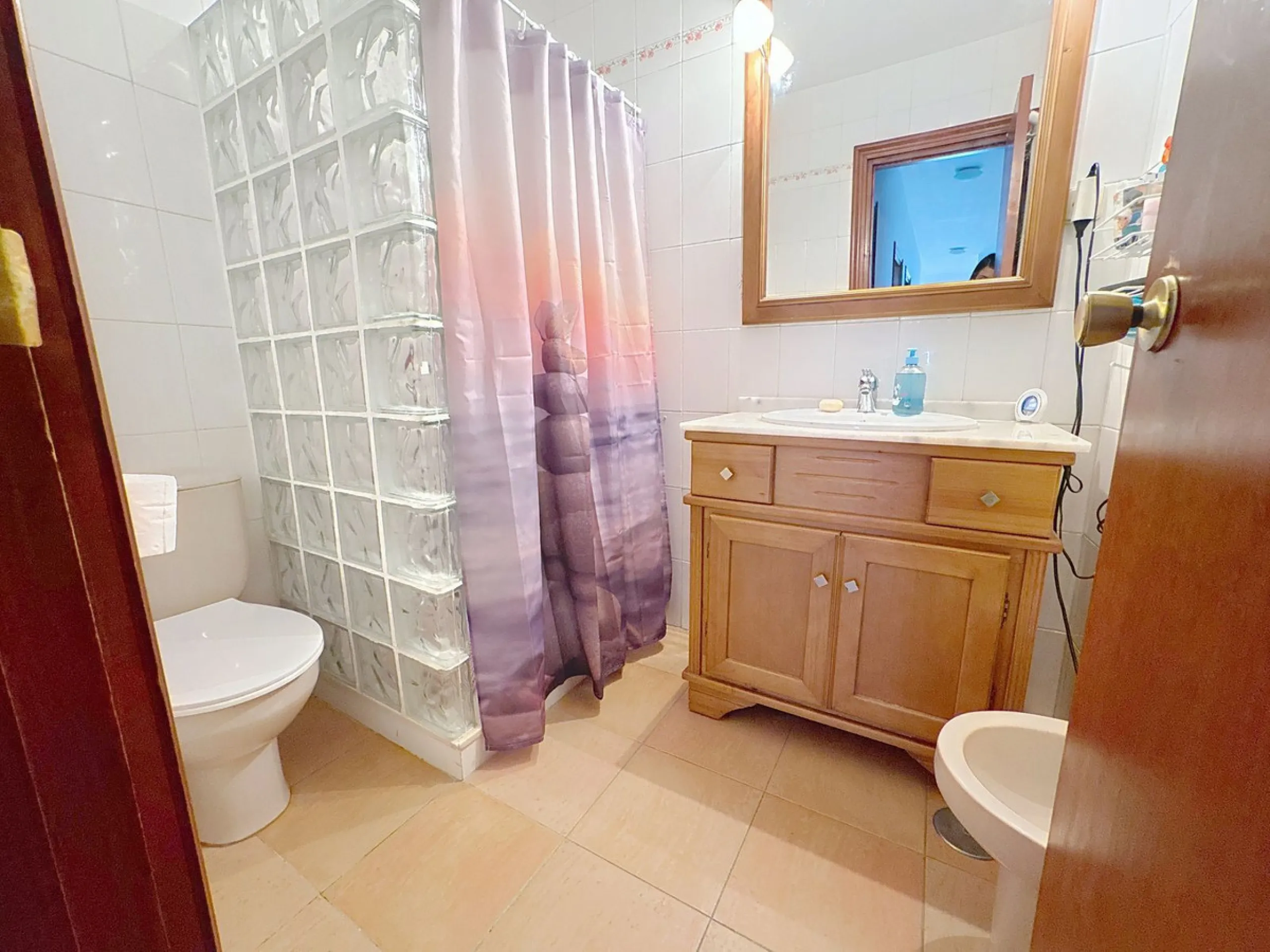 D¡ UNIQUE INVESTMENT OPPORTUNITY! TWO PROPERTIES IN ONE – IDEAL FOR INVESTORS OR FAMILIES!