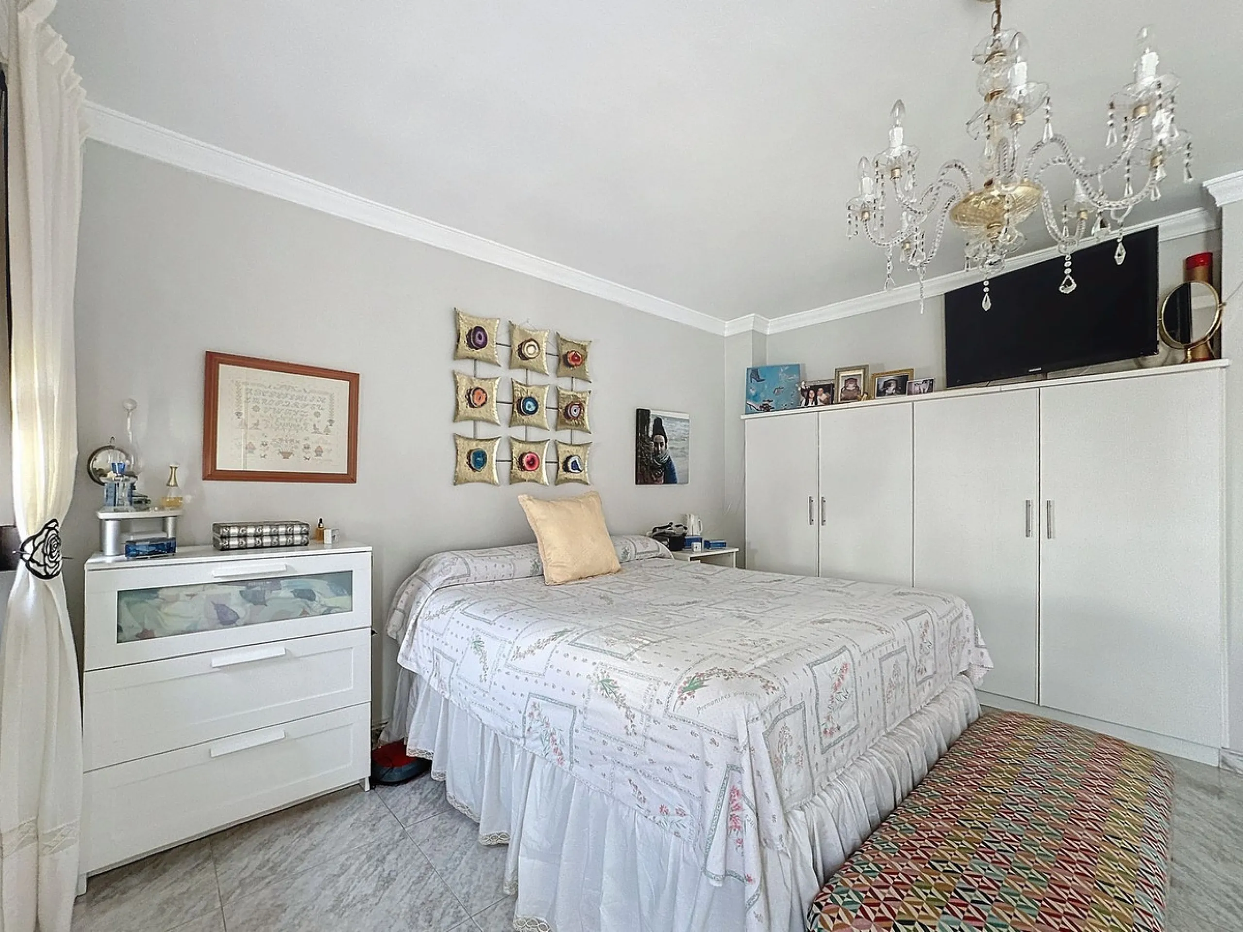 D¡ UNIQUE INVESTMENT OPPORTUNITY! TWO PROPERTIES IN ONE – IDEAL FOR INVESTORS OR FAMILIES!
