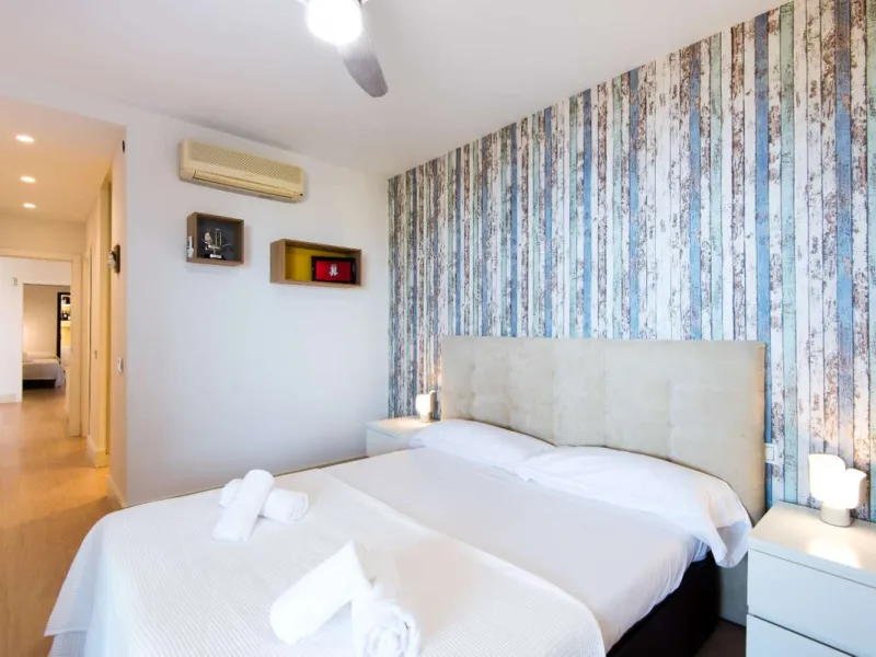 Exclusive property for sale in a luxury residential complex in the Buddhist stupa area in Benalmadena. We find this property completely renovated with the best qualities and design to offer us a modern and cozy atmosphere. It has 110 m2 built distributed 