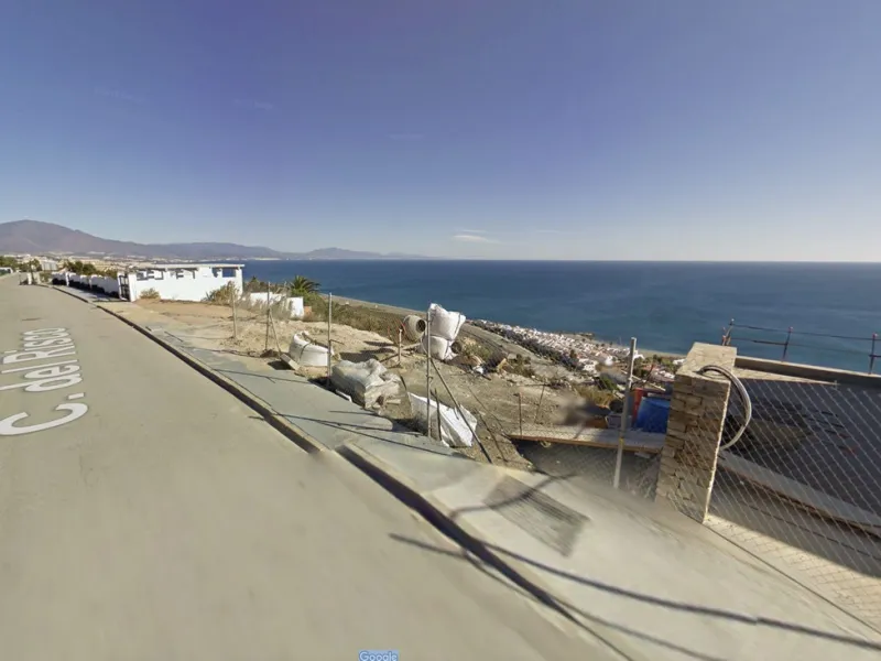 Plot - Residential Plot в продаже в Manilva, Málaga. Площадь дома 450 м². Площадь участка 1100 м²