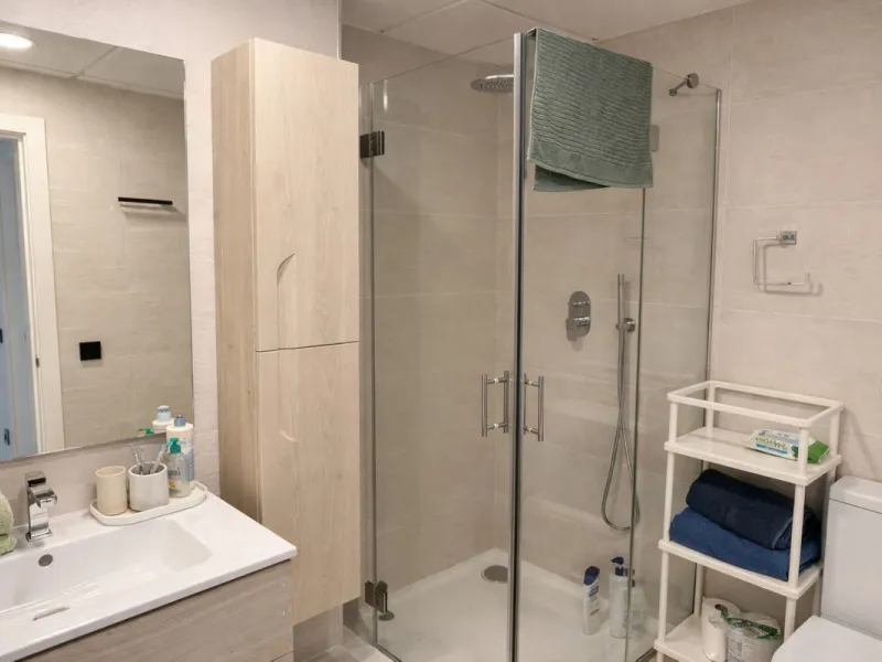 Apartment - Middle Floor Apartment в продаже в Estepona, Málaga. В доме 2 спален и 2 ванных комнат. Площадь дома 138 м²