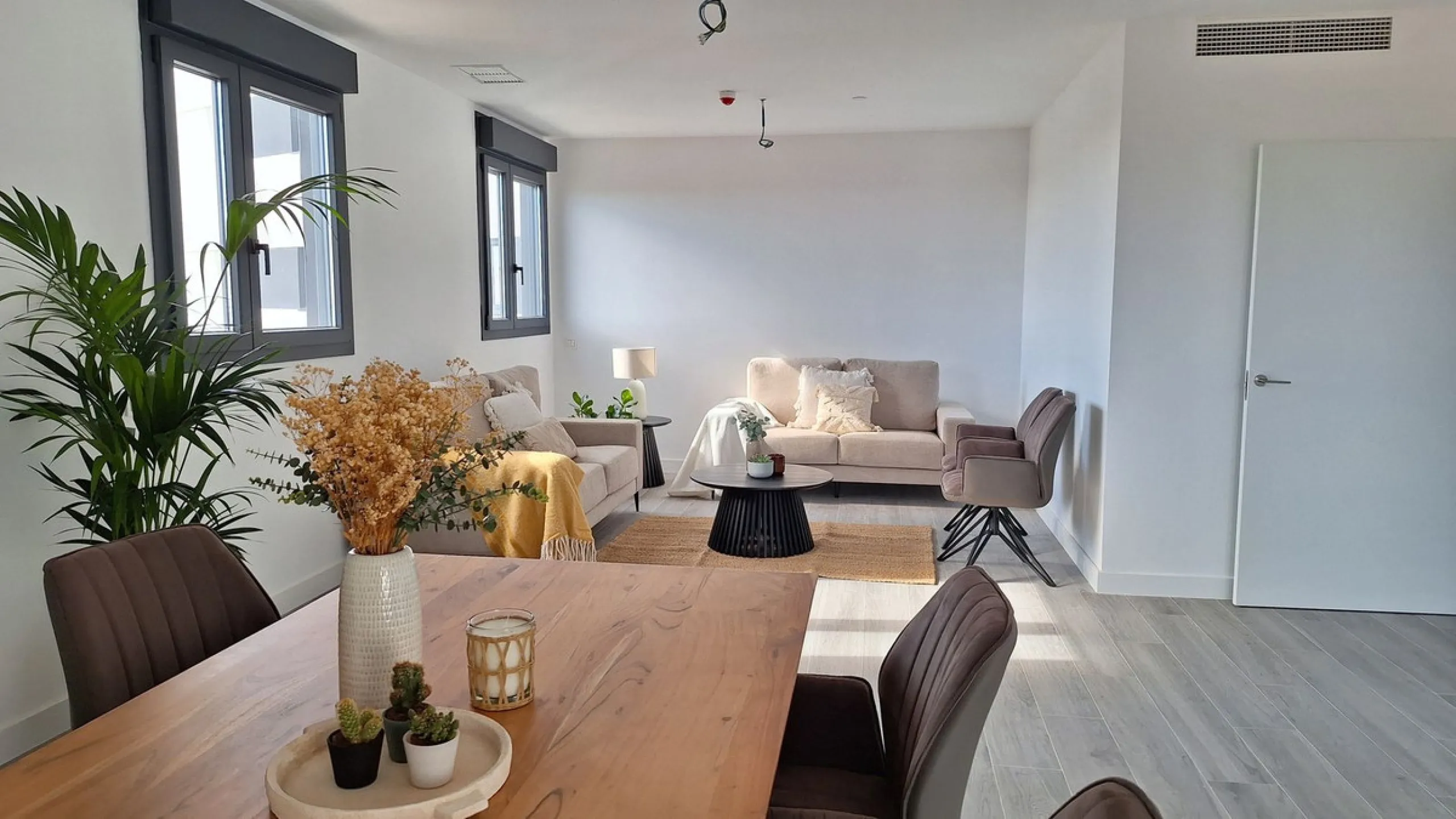 Apartment - Middle Floor Apartment в продаже в Málaga, Málaga. В доме 2 спален и 2 ванных комнат. Площадь дома 112 м²