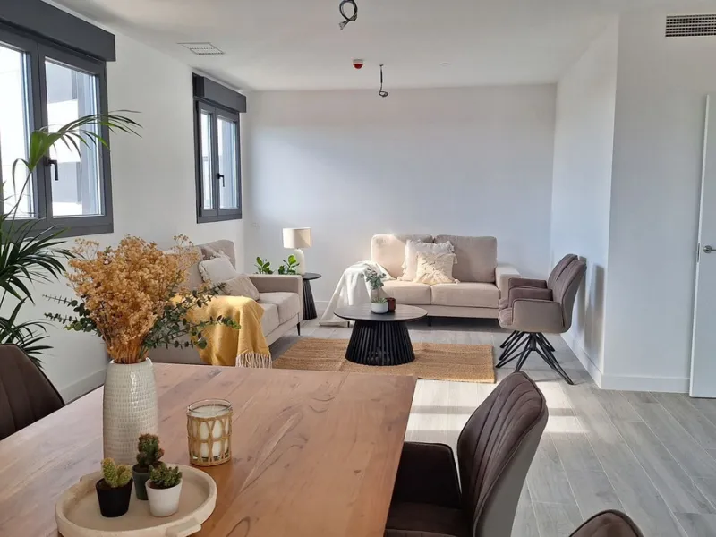Apartment - Middle Floor Apartment в продаже в Málaga, Málaga. В доме 2 спален и 2 ванных комнат. Площадь дома 112 м²