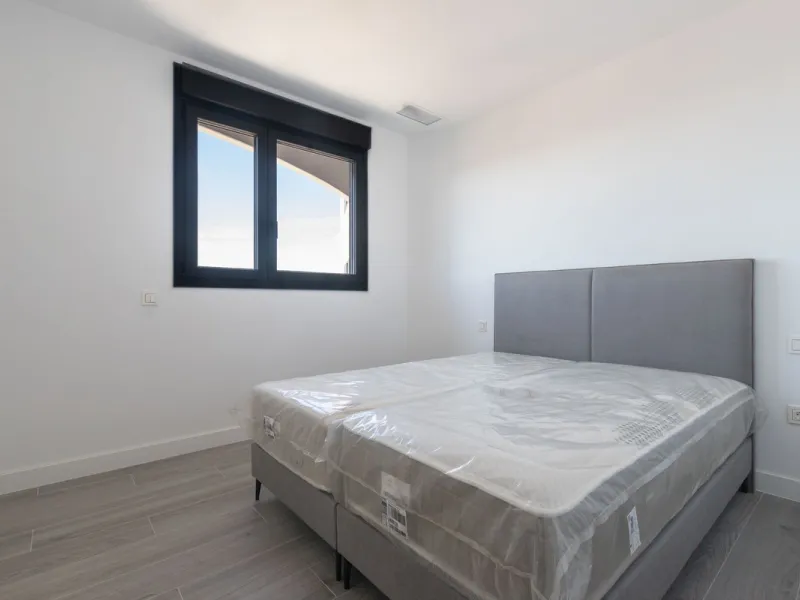 Apartment - Middle Floor Apartment в продаже в Málaga, Málaga. В доме 2 спален и 2 ванных комнат. Площадь дома 112 м²