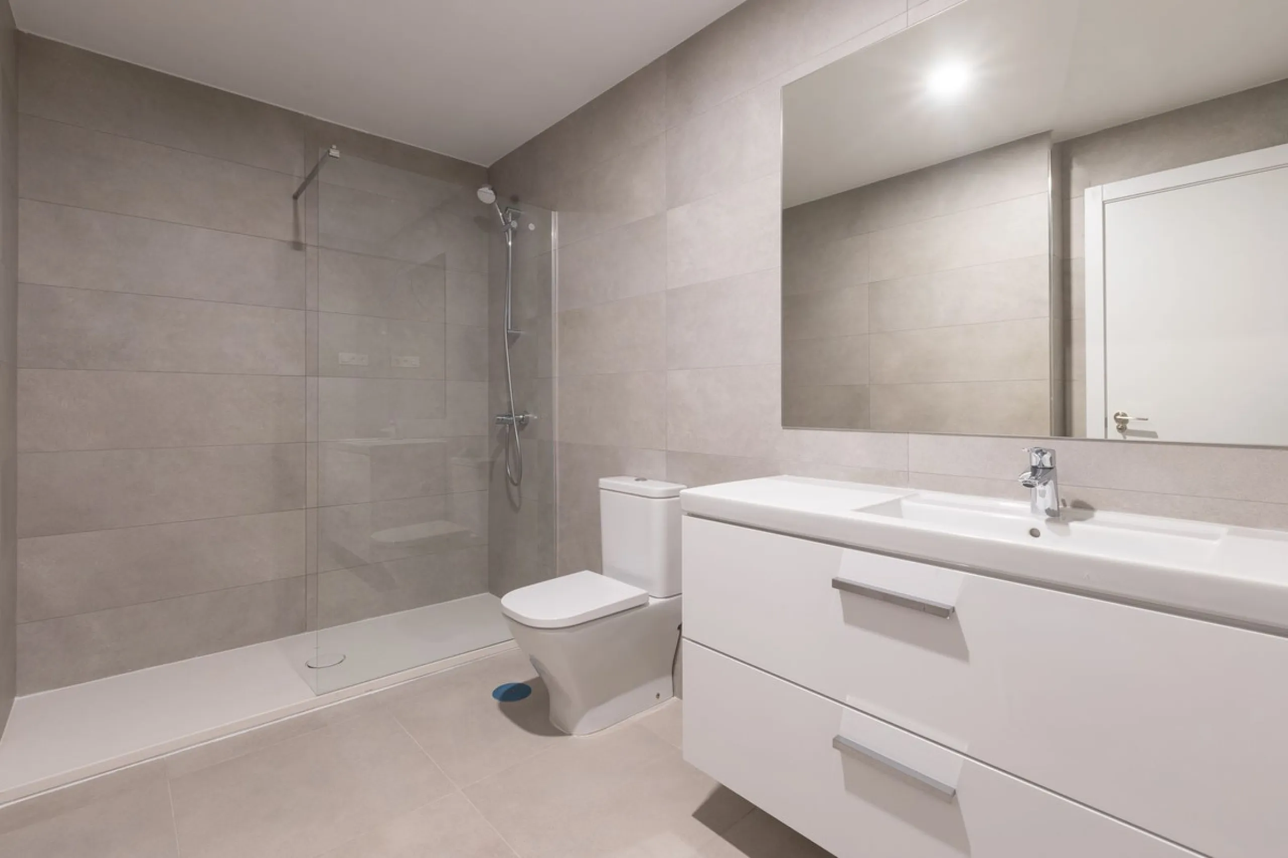Apartment - Middle Floor Apartment в продаже в Málaga, Málaga. В доме 2 спален и 2 ванных комнат. Площадь дома 112 м²