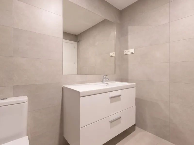Apartment - Middle Floor Apartment в продаже в Málaga, Málaga. В доме 2 спален и 2 ванных комнат. Площадь дома 112 м²