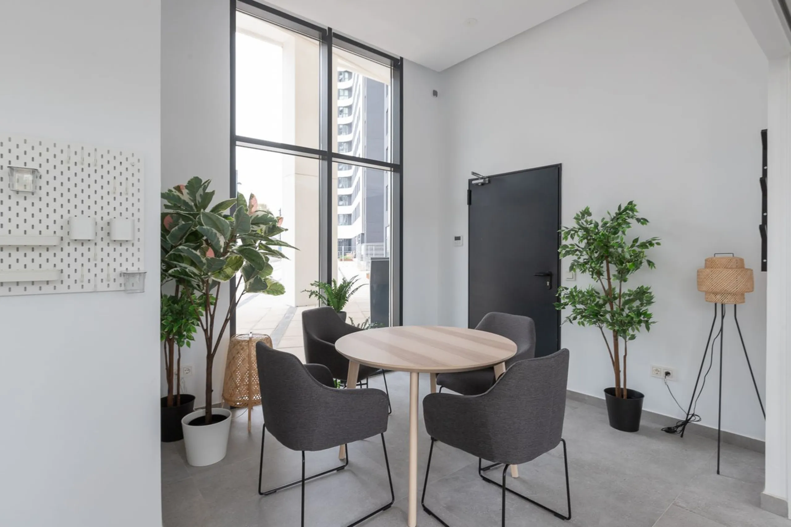 Apartment - Middle Floor Apartment в продаже в Málaga, Málaga. В доме 2 спален и 2 ванных комнат. Площадь дома 112 м²
