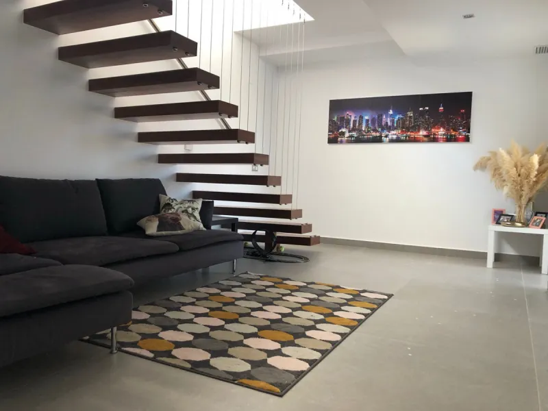 House - Detached Villa в продаже в Mijas, Málaga. В доме 4 спален и 5 ванных комнат. Площадь дома 365 м². Площадь участка 1853 м²
