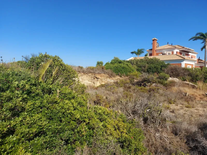 Plot - Residential Plot в продаже в Manilva, Málaga. Площадь участка 1406 м²