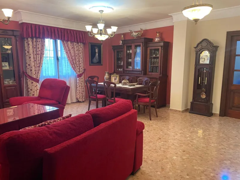 House - Detached Villa в продаже в Villanueva De La Concepcion, Málaga. В доме 7 спален и 6 ванных комнат. Площадь дома 512 м². Площадь участка 216 м²