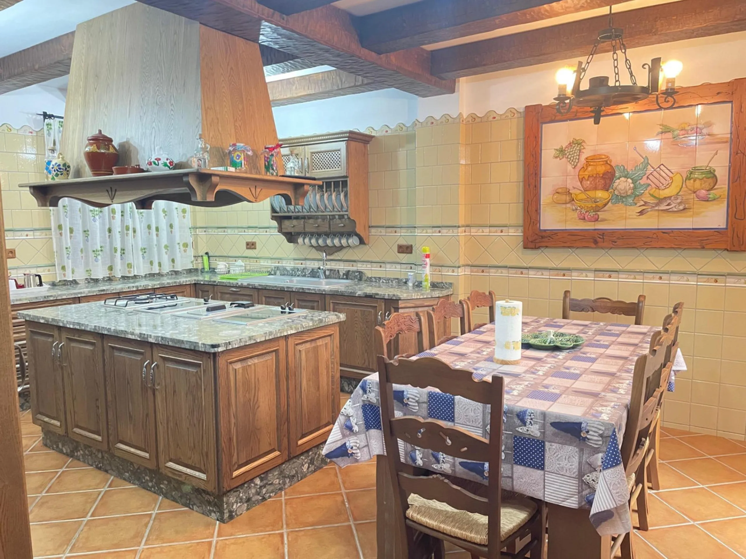 House - Detached Villa в продаже в Villanueva De La Concepcion, Málaga. В доме 7 спален и 6 ванных комнат. Площадь дома 512 м². Площадь участка 216 м²