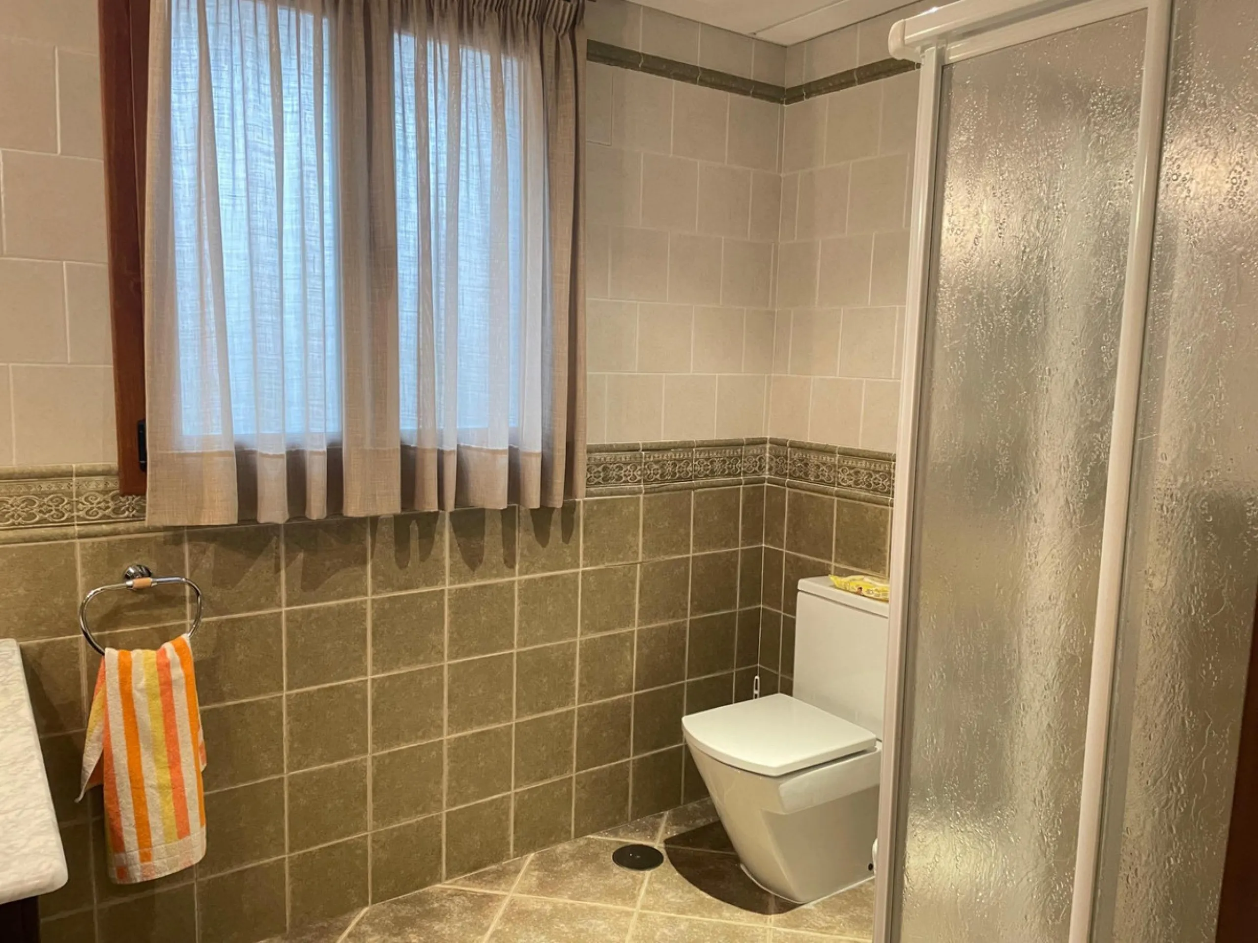 House - Detached Villa в продаже в Villanueva De La Concepcion, Málaga. В доме 7 спален и 6 ванных комнат. Площадь дома 512 м². Площадь участка 216 м²