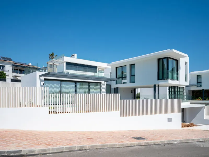 Modern Villa in El Chaparral, Mijas Costa – Walking Distance to the Beach