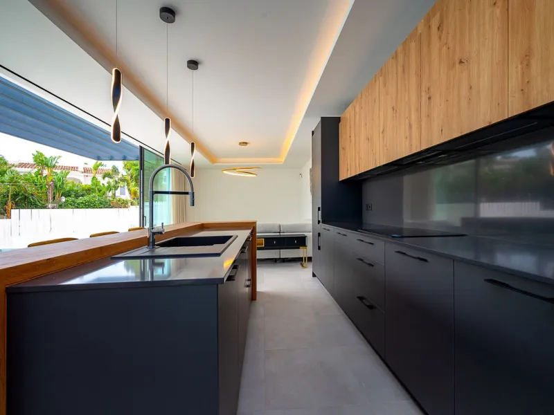 Modern Villa in El Chaparral, Mijas Costa – Walking Distance to the Beach