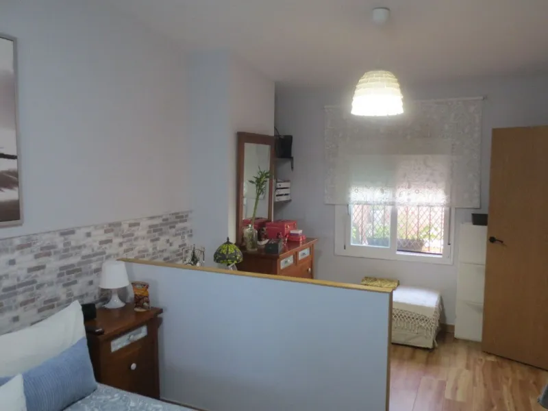 Fantastic semi-detached single-family home in the lower part of the El Coto Urbanization.