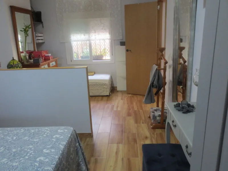 Fantastic semi-detached single-family home in the lower part of the El Coto Urbanization.