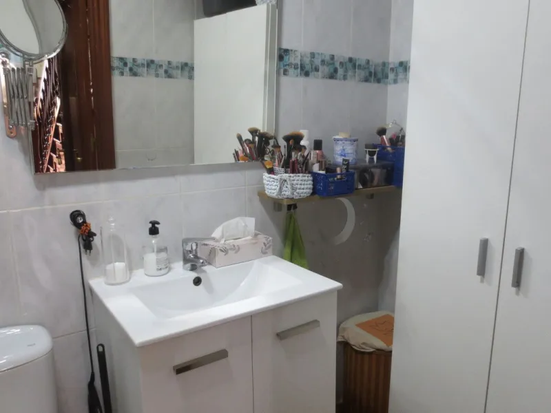 Fantastic semi-detached single-family home in the lower part of the El Coto Urbanization.