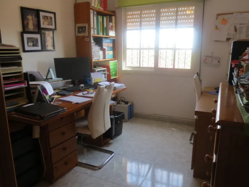 Fantastic semi-detached single-family home in the lower part of the El Coto Urbanization.