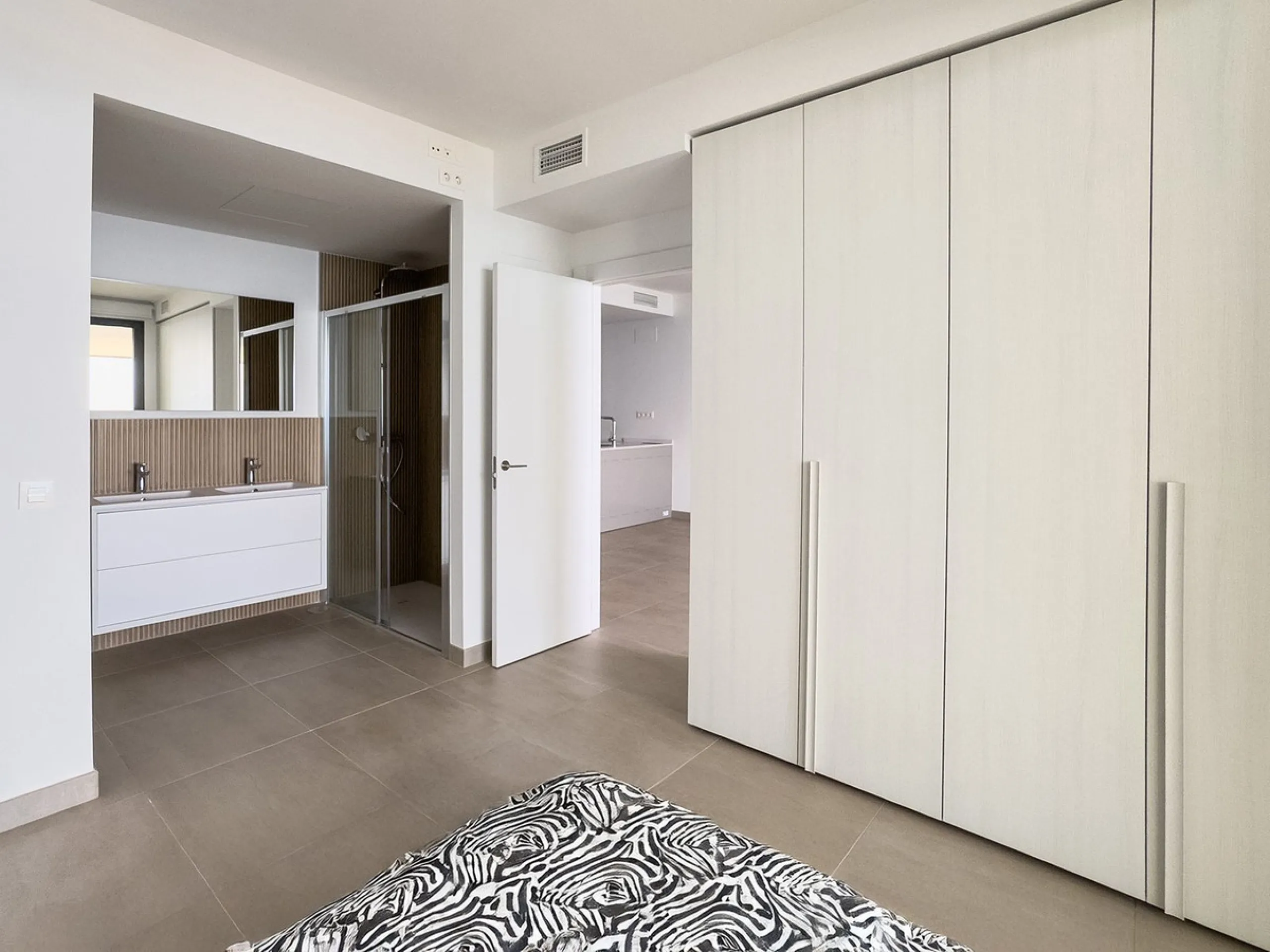 Your New Home Awaits in La Reserva del Higuerón!