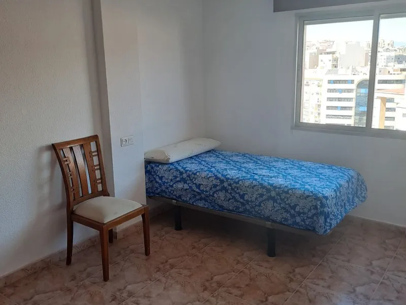 Apartment - Middle Floor Apartment в продаже в Málaga, Málaga. В доме 4 спален и 2 ванных комнат. Площадь дома 120 м²