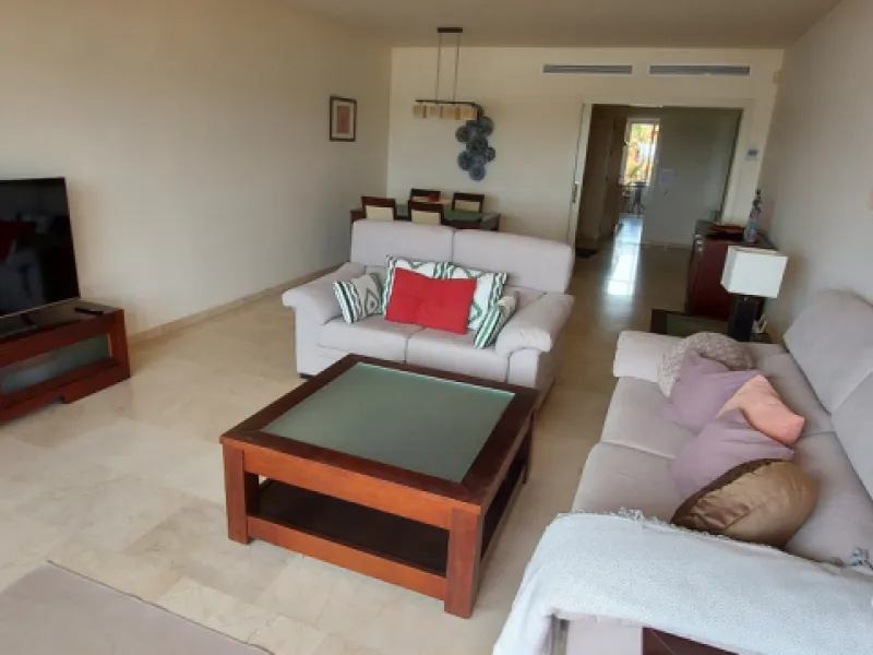 Urb. Los Granados - Sought after front line Beach development. A well presented modernised (new top of the range kitchen) front line beach 2 bedroom corner apartment with uninterrupted beach and sea views from the terrace. The complex is located on the be