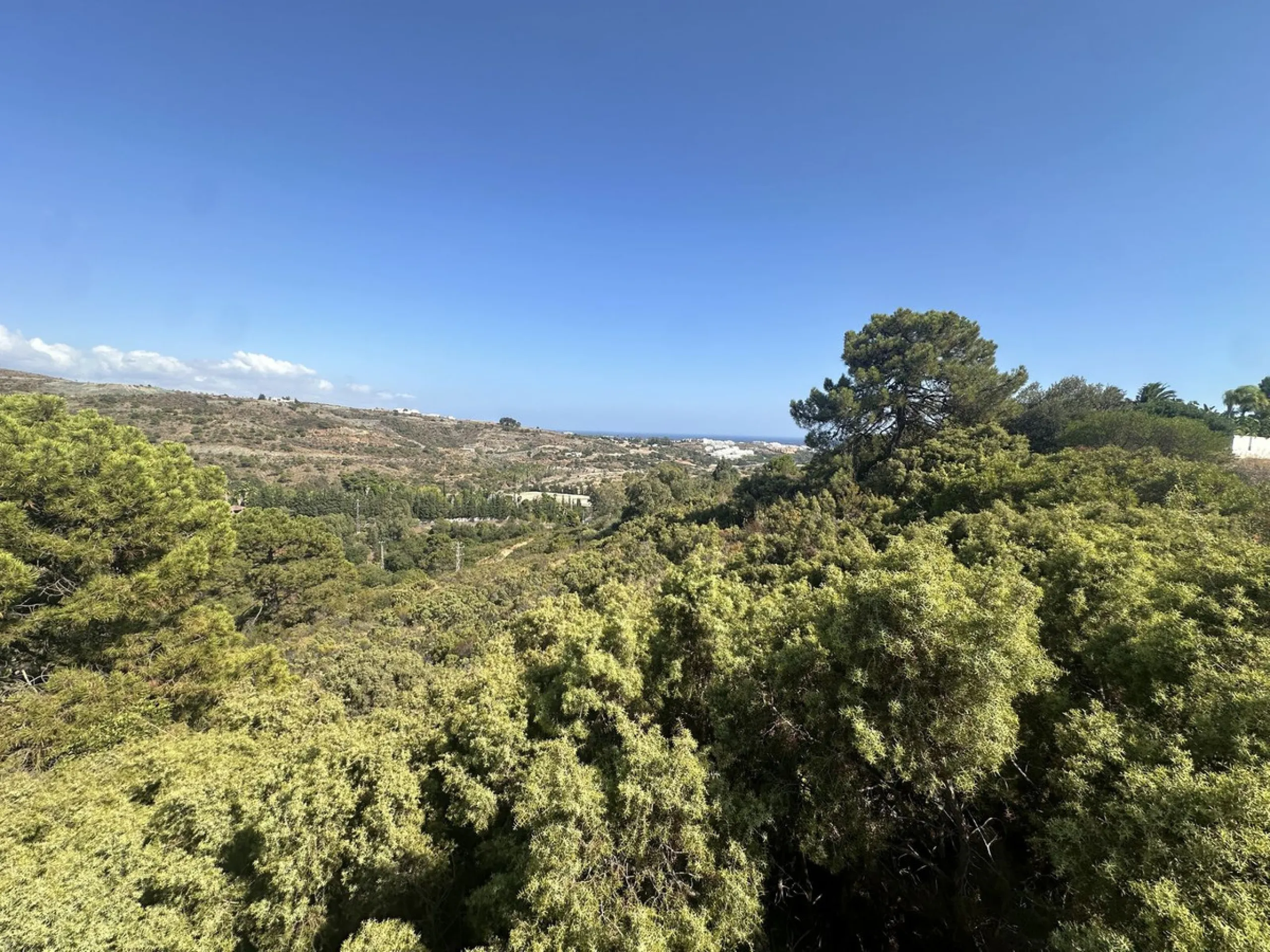 Plot - Land в продаже в Benahavís, Málaga. Площадь участка 5983 м²