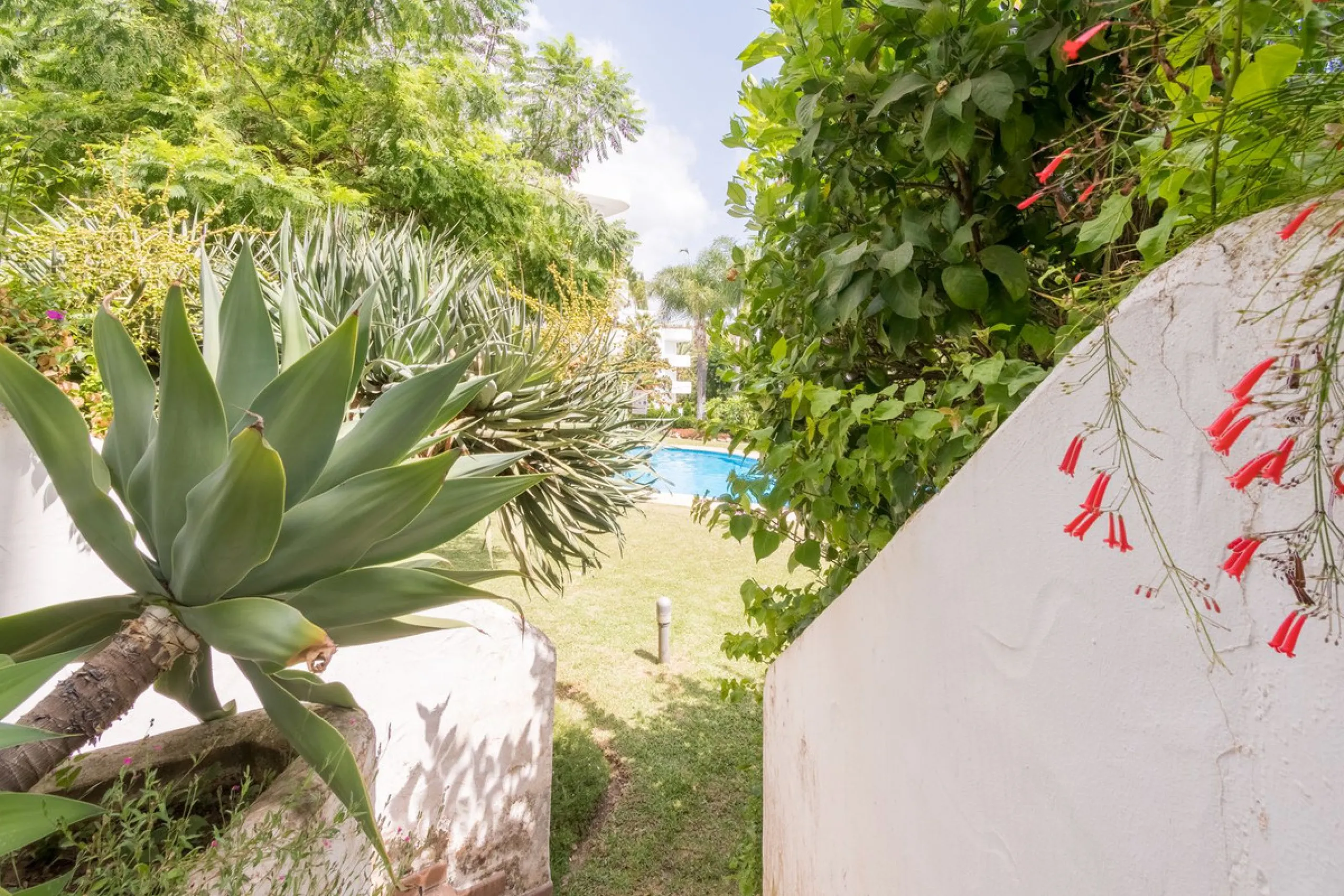 Renovated Garden Apartment with Rental Licence | Golden Mile, Marbella