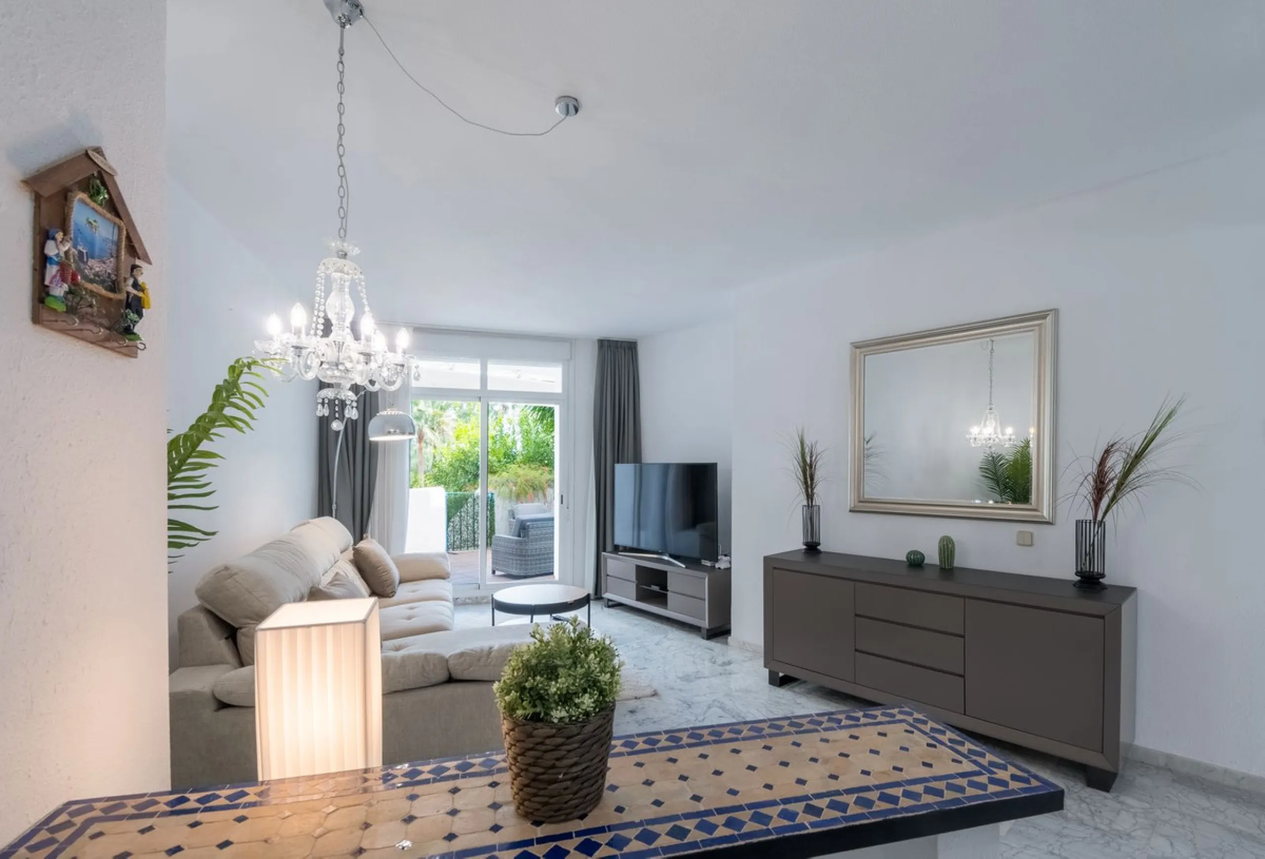 Renovated Garden Apartment with Rental Licence | Golden Mile, Marbella