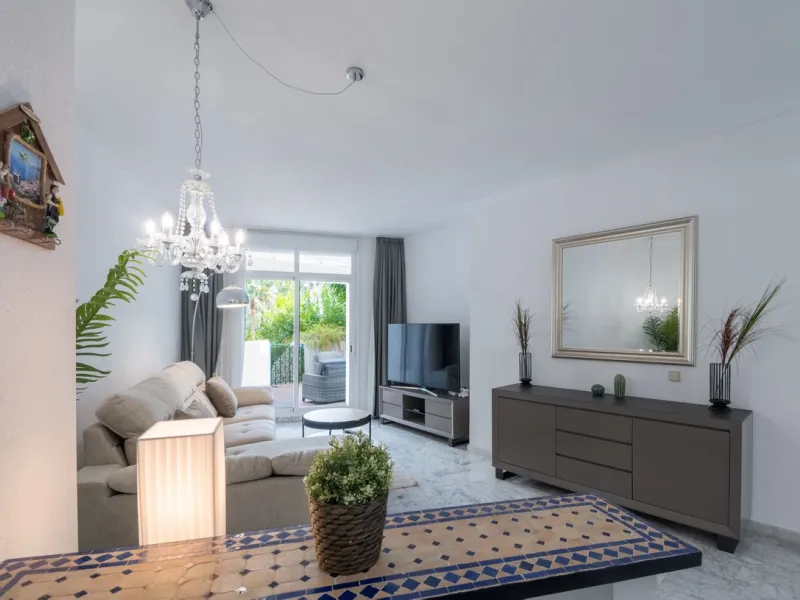 Renovated Garden Apartment with Rental Licence | Golden Mile, Marbella
