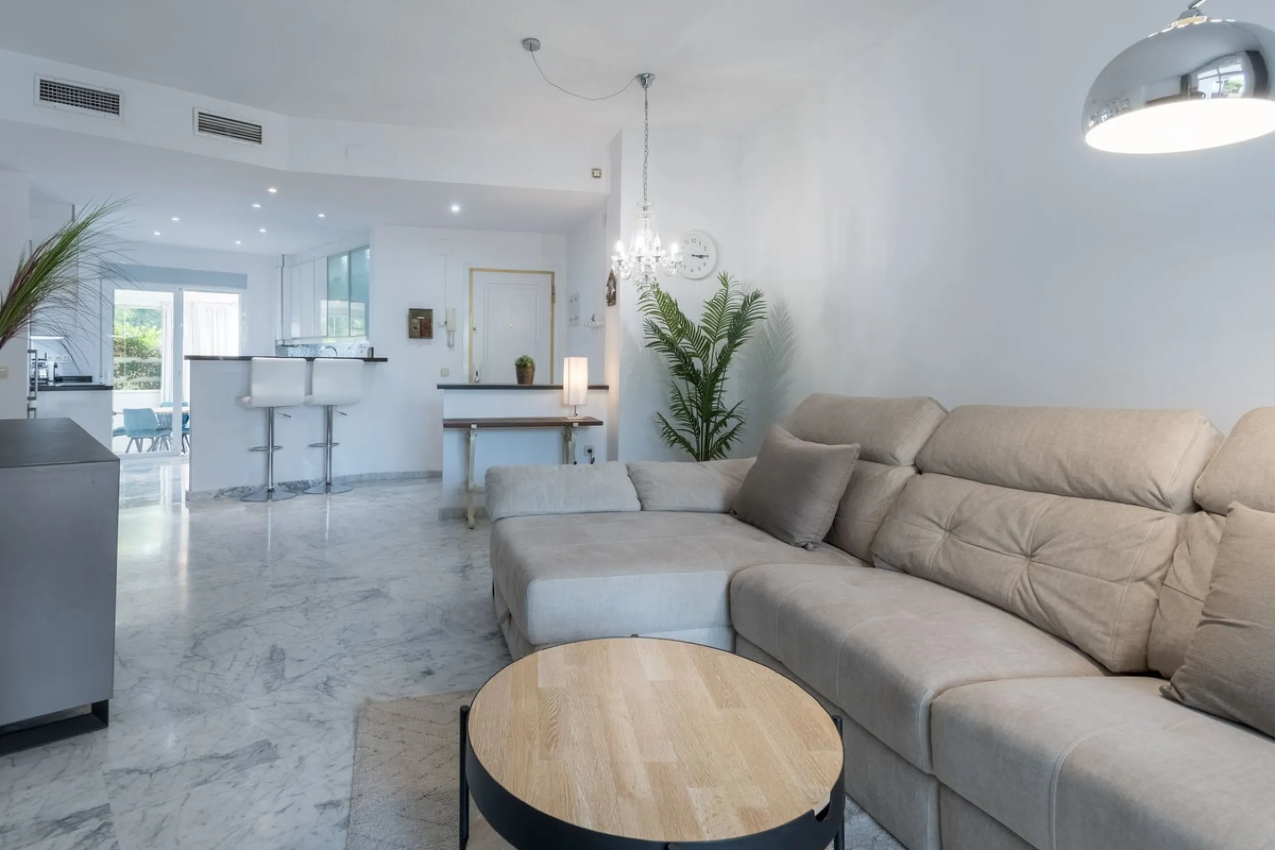 Renovated Garden Apartment with Rental Licence | Golden Mile, Marbella