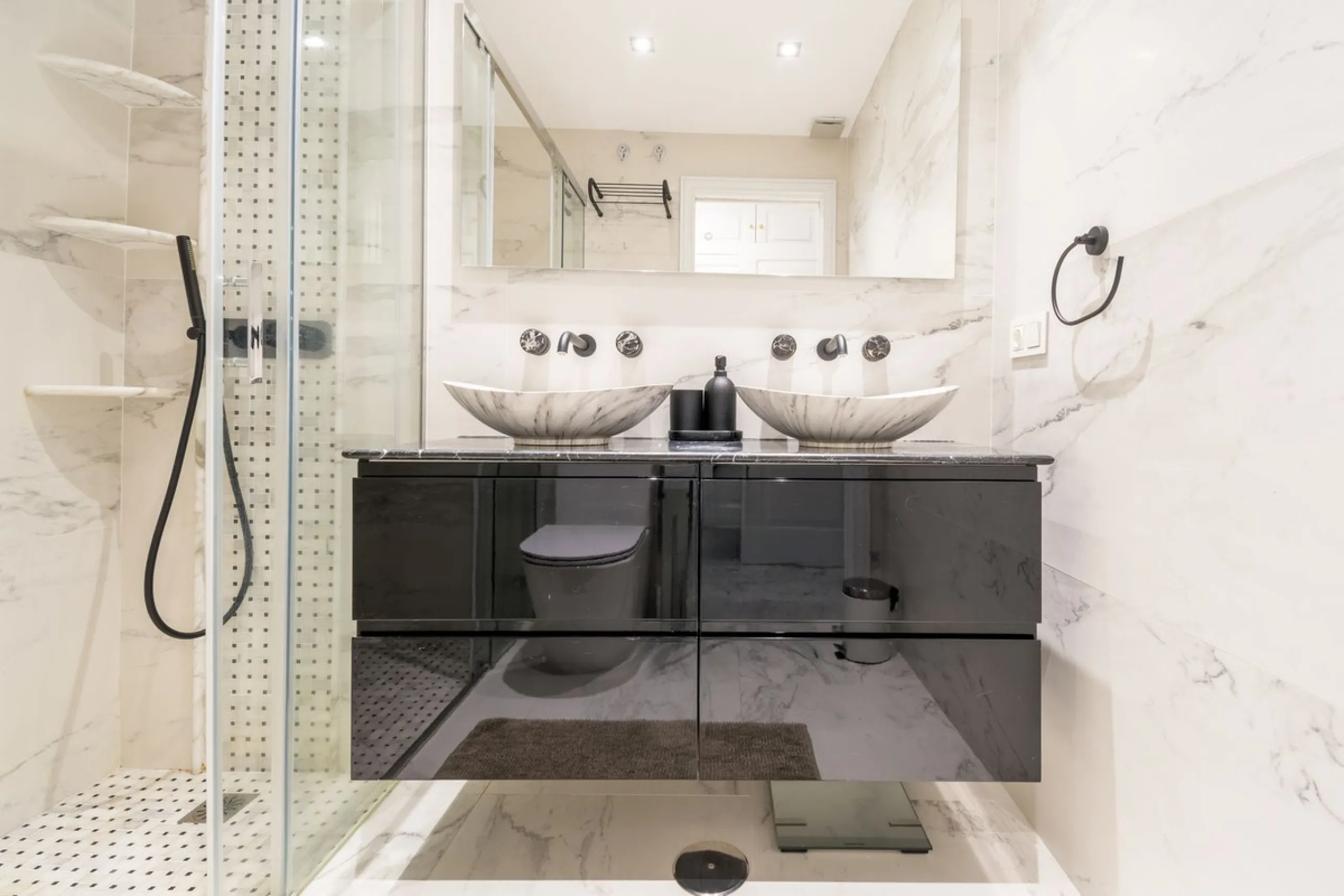 Renovated Garden Apartment with Rental Licence | Golden Mile, Marbella
