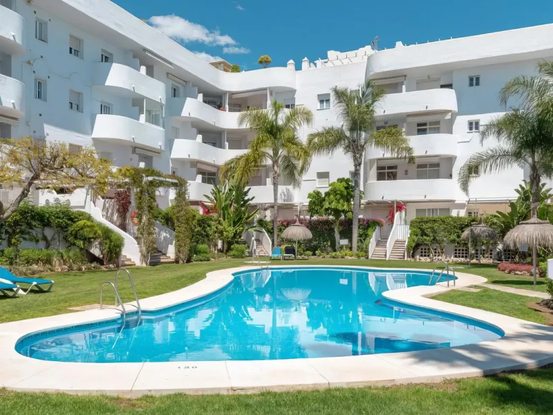 Renovated Garden Apartment with Rental Licence | Golden Mile, Marbella