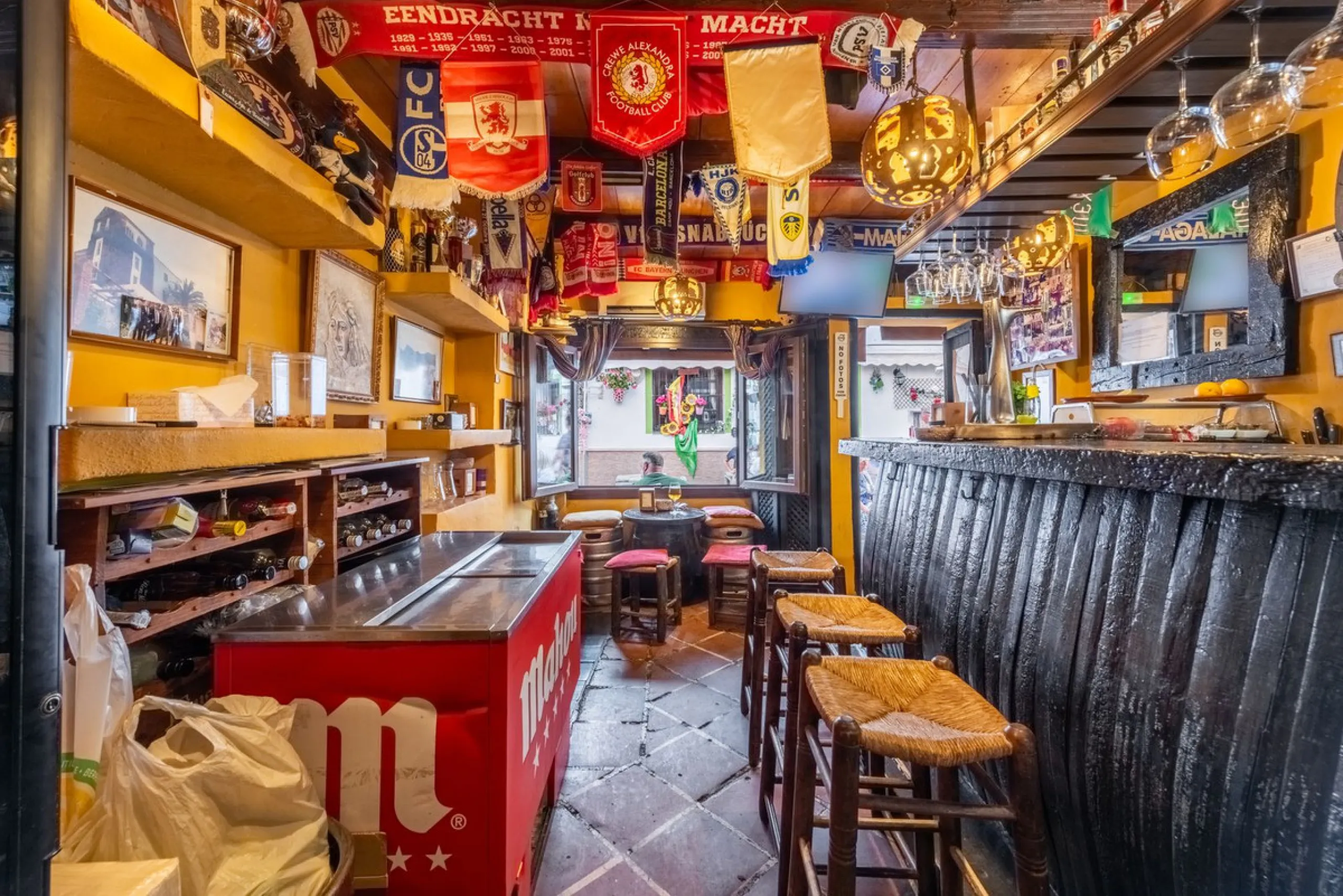 Commercial - Restaurant в продаже в Benahavís, Málaga. Площадь дома 30 м²