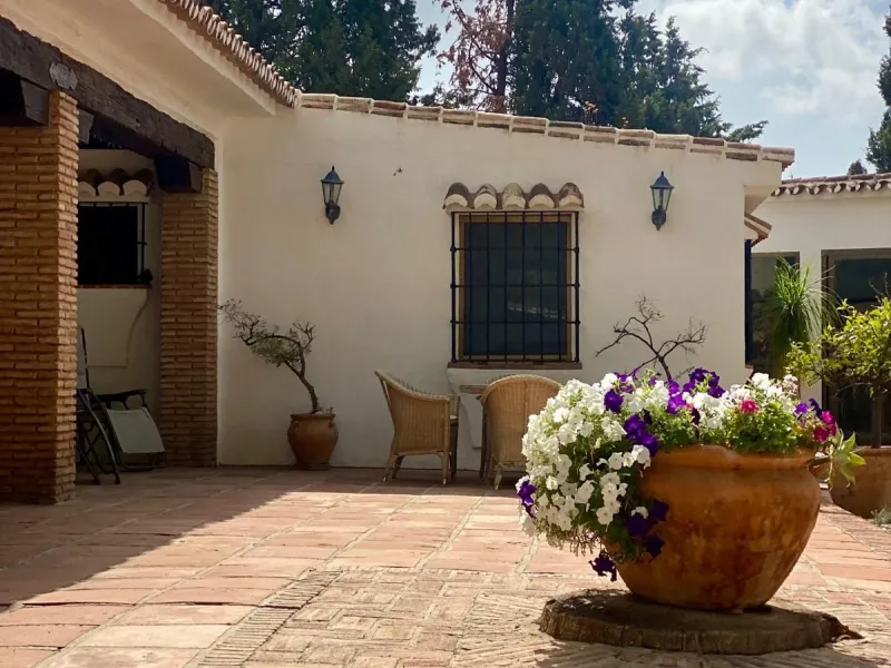 Do you want to feel you are really living in Spain? To smell the herbs on the breeze and to sit and look across the rolling countryside to the mountains with a glimpse of the sea glittering beyond the mountains. To feel the soul of this beautiful property
