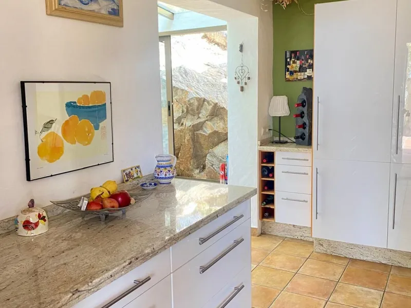 Do you want to feel you are really living in Spain? To smell the herbs on the breeze and to sit and look across the rolling countryside to the mountains with a glimpse of the sea glittering beyond the mountains. To feel the soul of this beautiful property