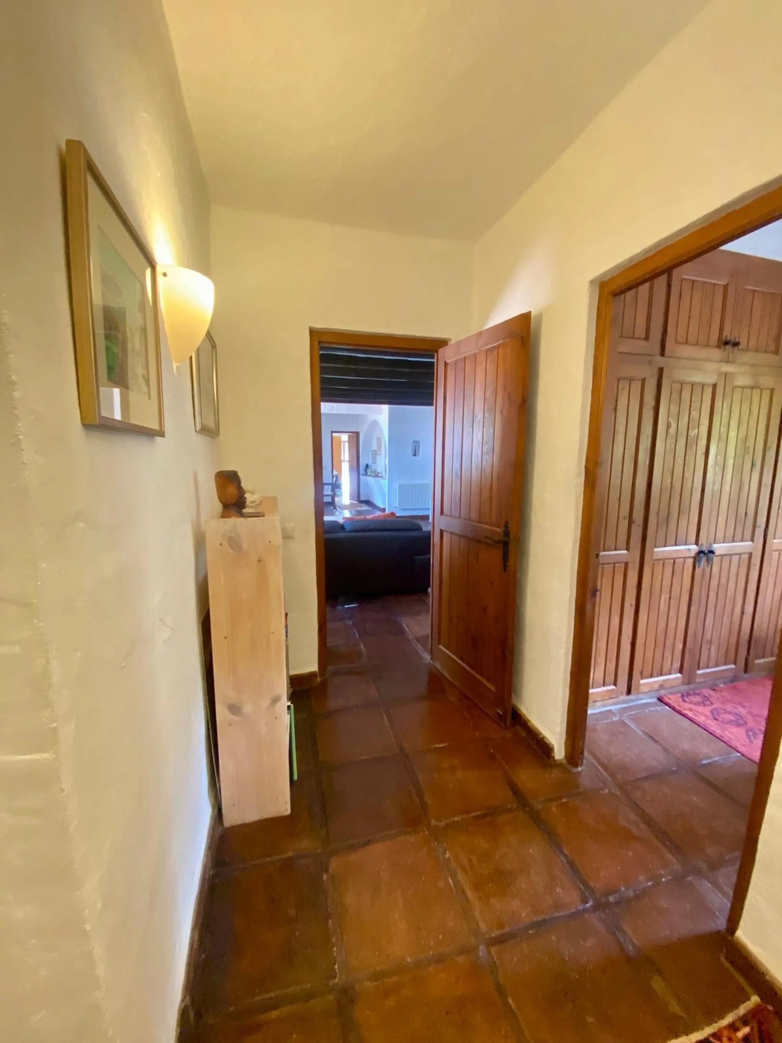 Do you want to feel you are really living in Spain? To smell the herbs on the breeze and to sit and look across the rolling countryside to the mountains with a glimpse of the sea glittering beyond the mountains. To feel the soul of this beautiful property