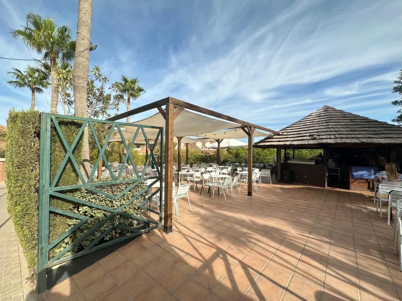 House - Townhouse в продаже в Benalmadena, Málaga. В доме 3 спален и 3 ванных комнат. Площадь дома 185 м². Площадь участка 50 м²