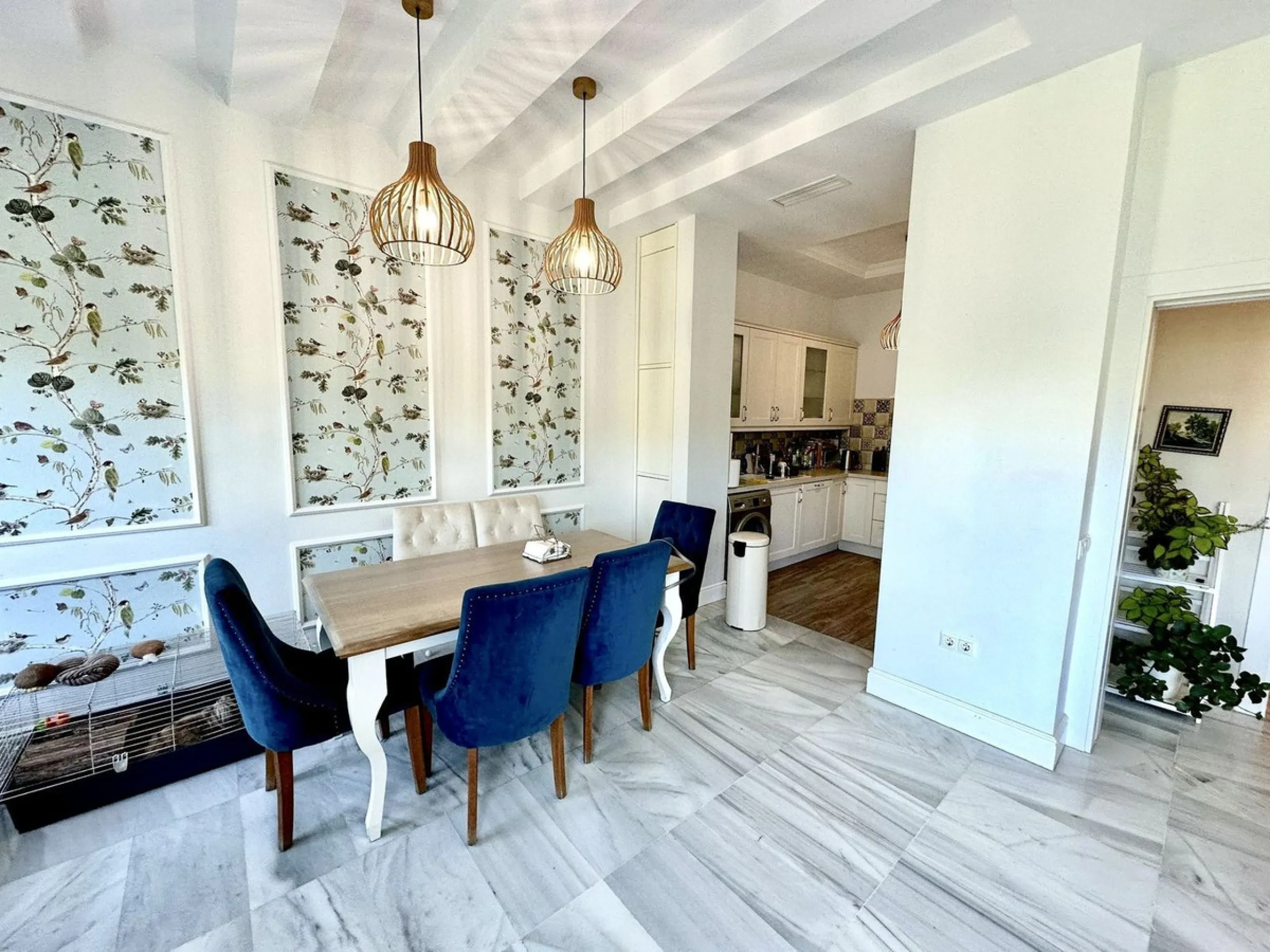 House - Townhouse в продаже в Benalmadena, Málaga. В доме 3 спален и 3 ванных комнат. Площадь дома 185 м². Площадь участка 50 м²