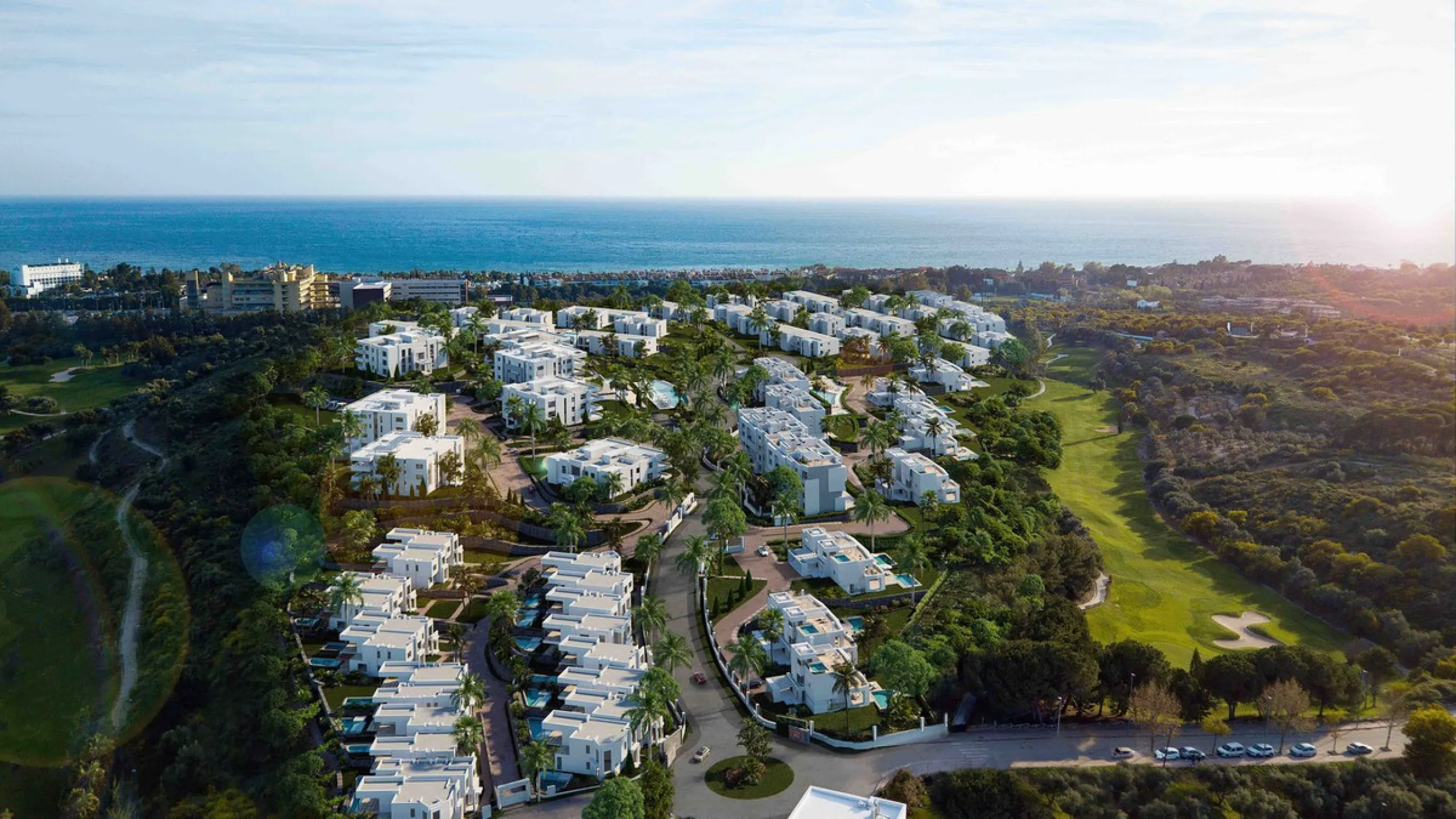 The contemporary 3-bedroom duplex penthouse with terrace and roof terrace - both with panoramic views of the mountains and the Mediterranean -  is located in one of the most sought-after locations surrounded by the fairways of the Santa Clara Golf Course 