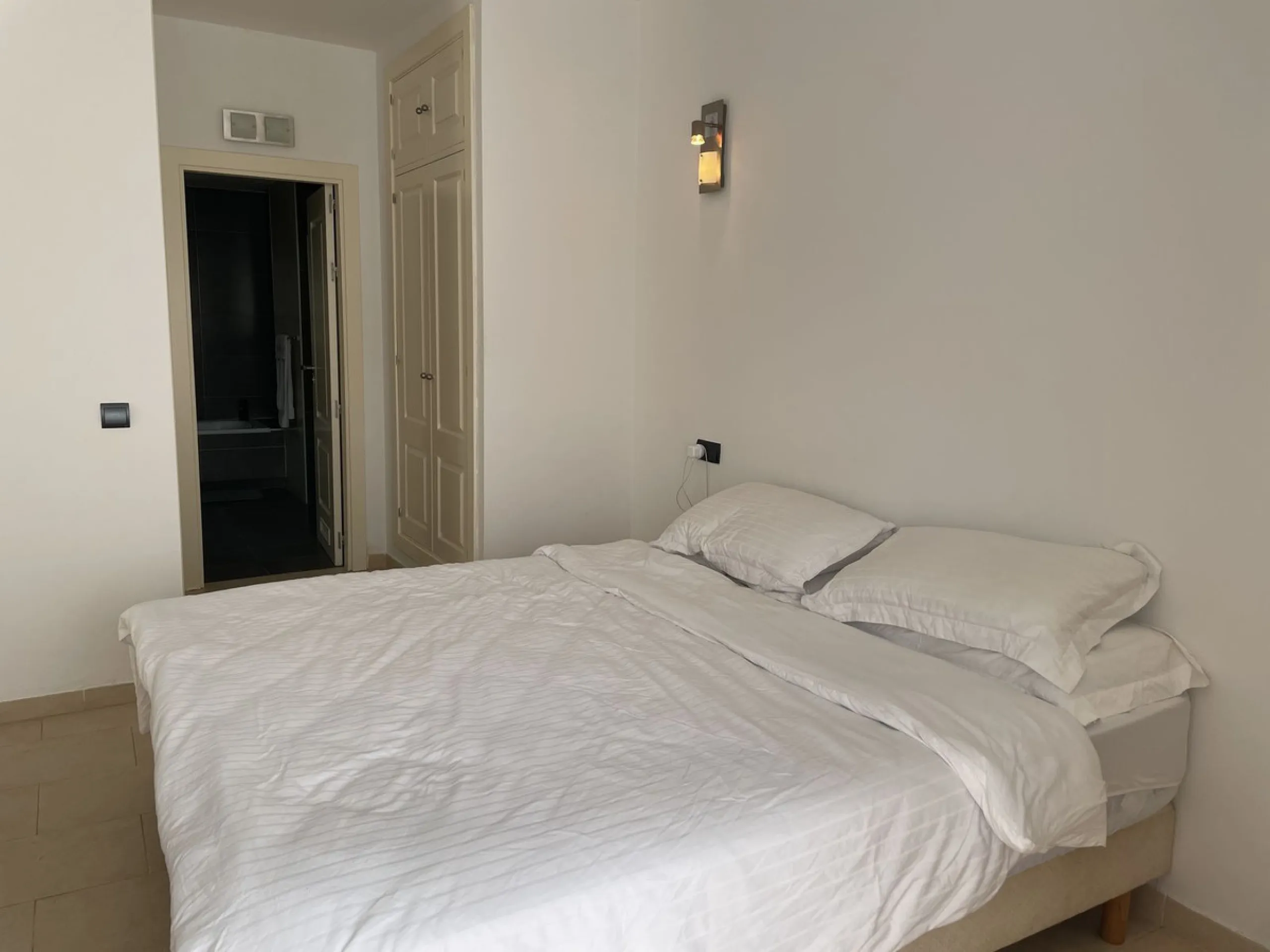 Apartment - Ground Floor Apartment в продаже в Benalmadena, Málaga. В доме 2 спален и 2 ванных комнат. Площадь дома 110 м²