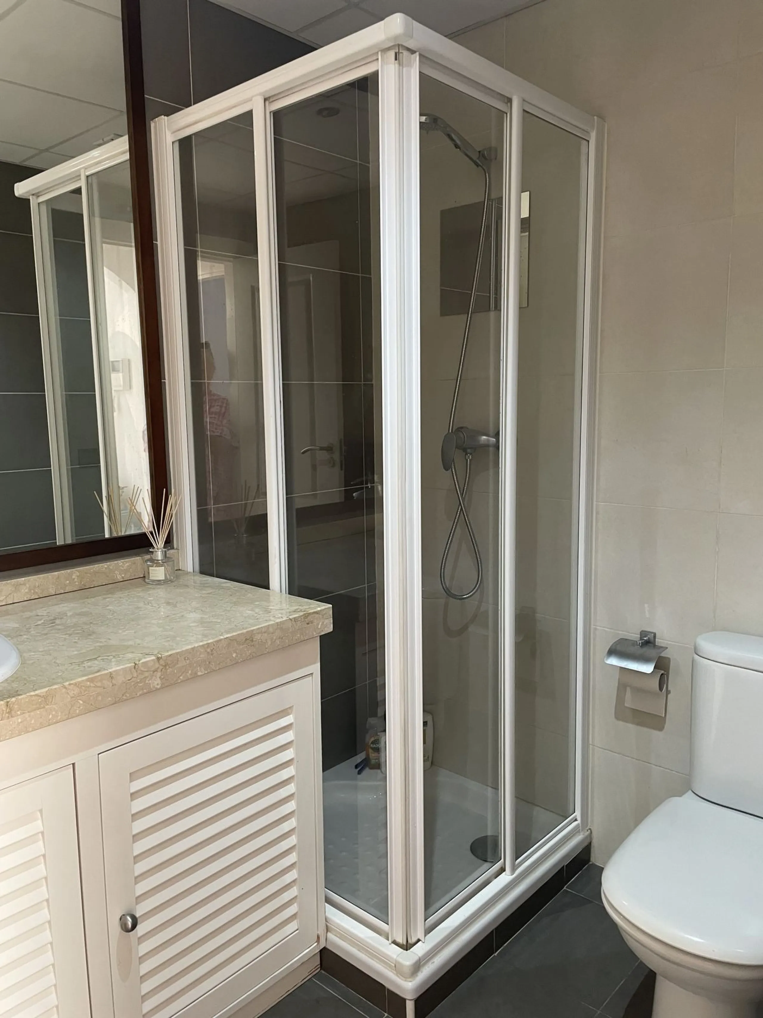 Apartment - Ground Floor Apartment в продаже в Benalmadena, Málaga. В доме 2 спален и 2 ванных комнат. Площадь дома 110 м²