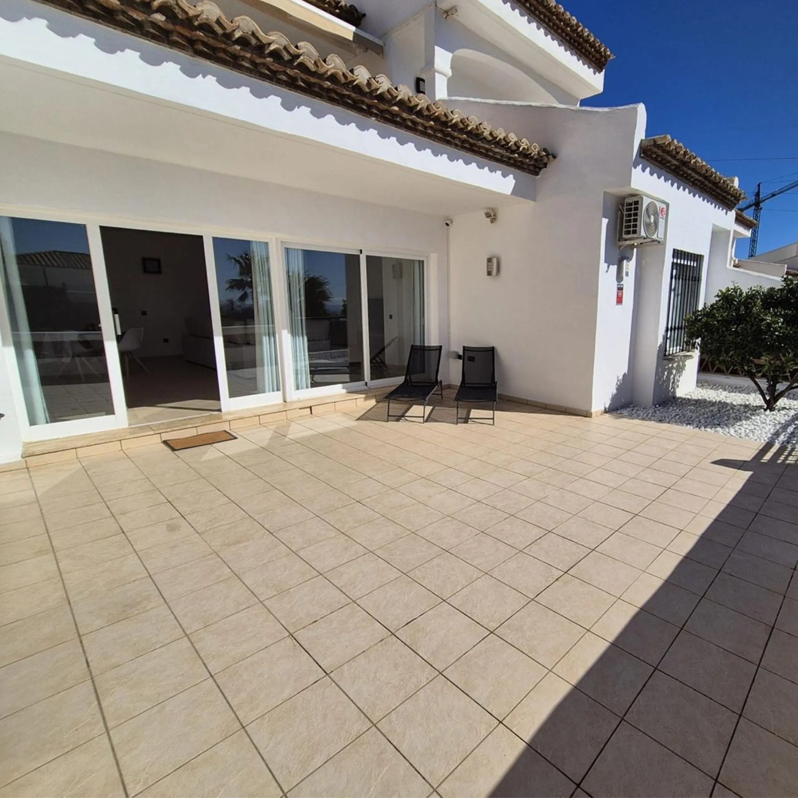 Apartment - Ground Floor Apartment в продаже в Benalmadena, Málaga. В доме 2 спален и 2 ванных комнат. Площадь дома 110 м²